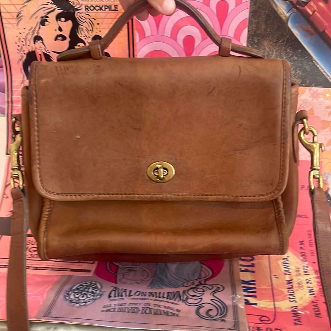 Coach brown leather crossbody bag – East and Up