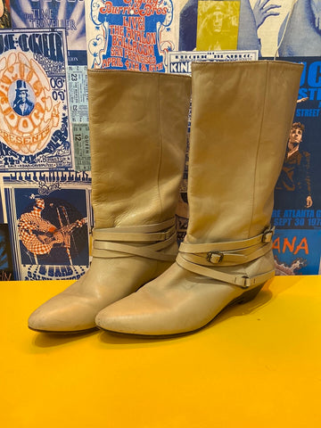 Tan Boot Size 8