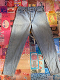 Levis Medium Wash Jeans